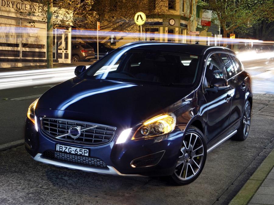  Volvo V60 D3 2011 года  (AU) (фото 11 из 11)